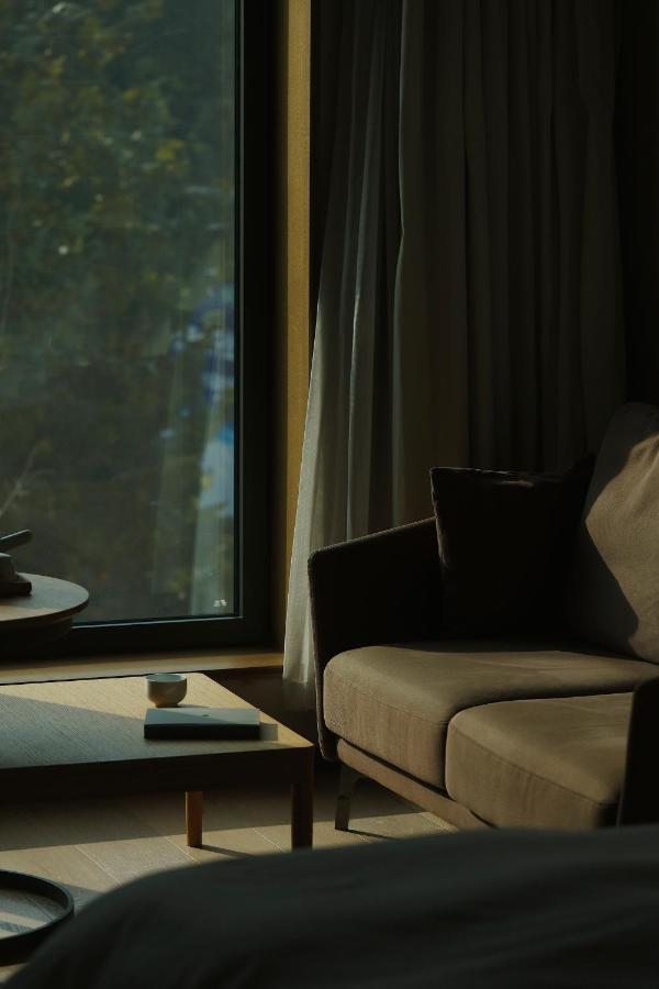 The Nook - A Design Hotel, Near Subway Отель 5*